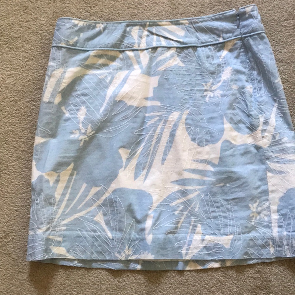 Vineyard vines skirt